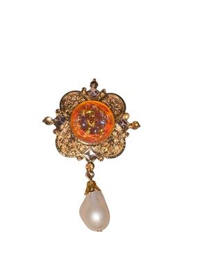 Vintage Cherub Art Glass Pearl Drop Brooch Gold Tone CC